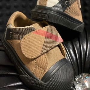 Burberry Baby Shoes